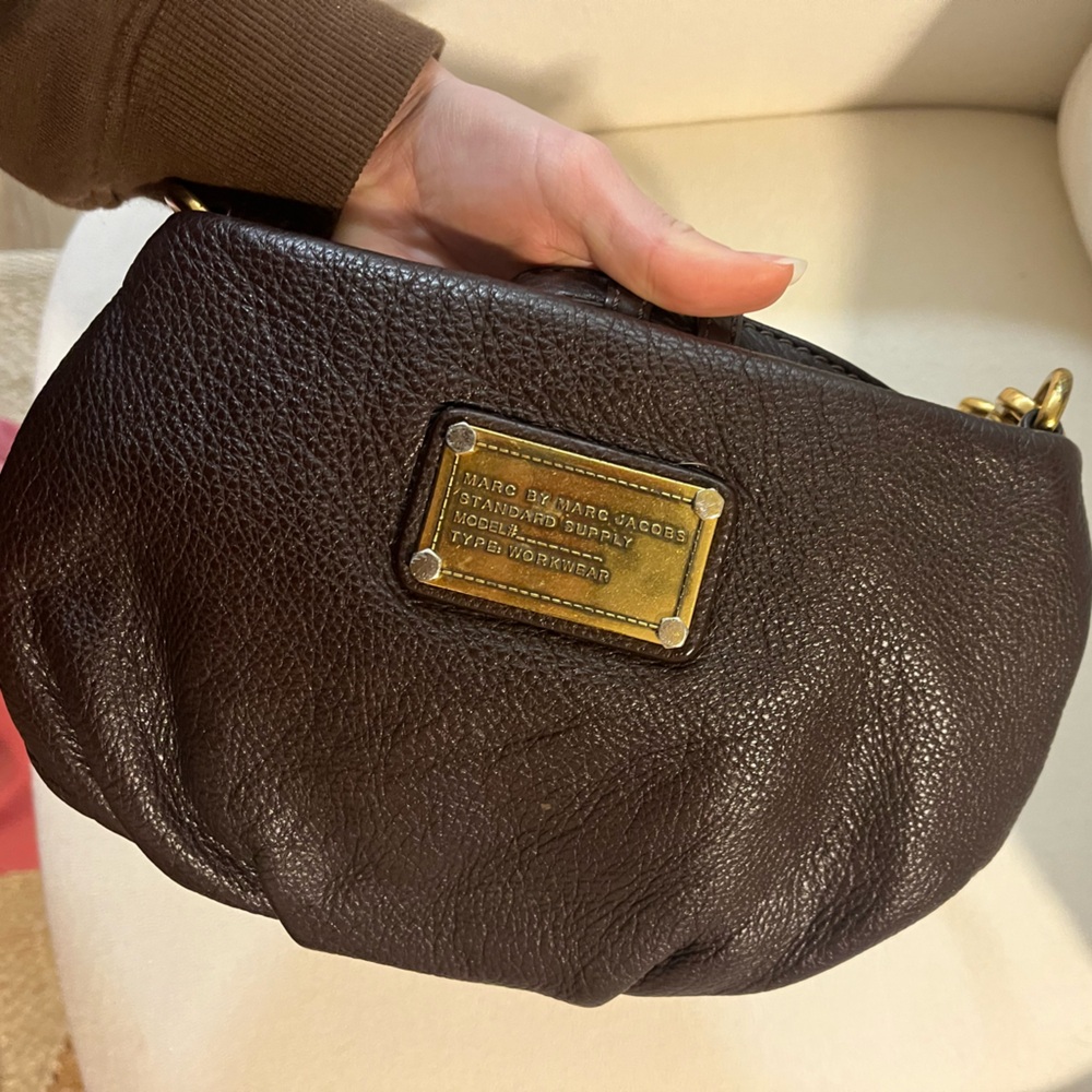 Marc by Marc Jacobs dark brown crossbody bag - Picture 7 of 7
